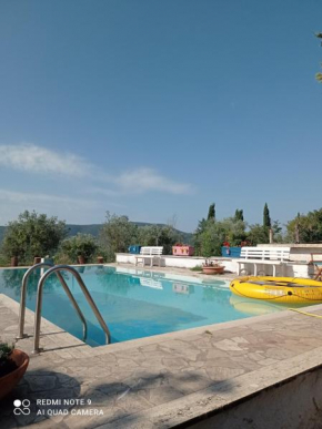 farmhouse with private pool, panoramic view, Ponticelli
